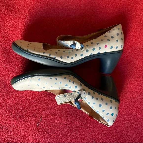 CAMPER TWS Sz 40 Beginners Heels Leather Mary Jane Style Rounded Toe Pumps Shoes - Picture 9 of 13